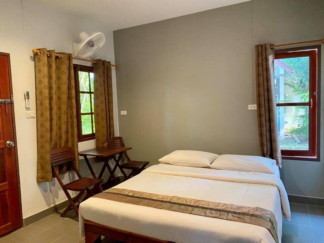 Coconut Bungalow Nai Yang-stranden Eksteriør billede