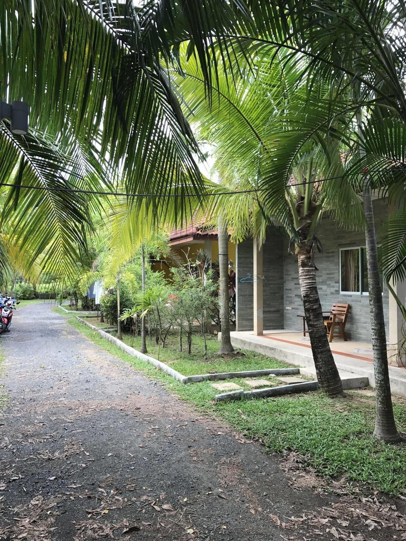 Coconut Bungalow Nai Yang-stranden Eksteriør billede