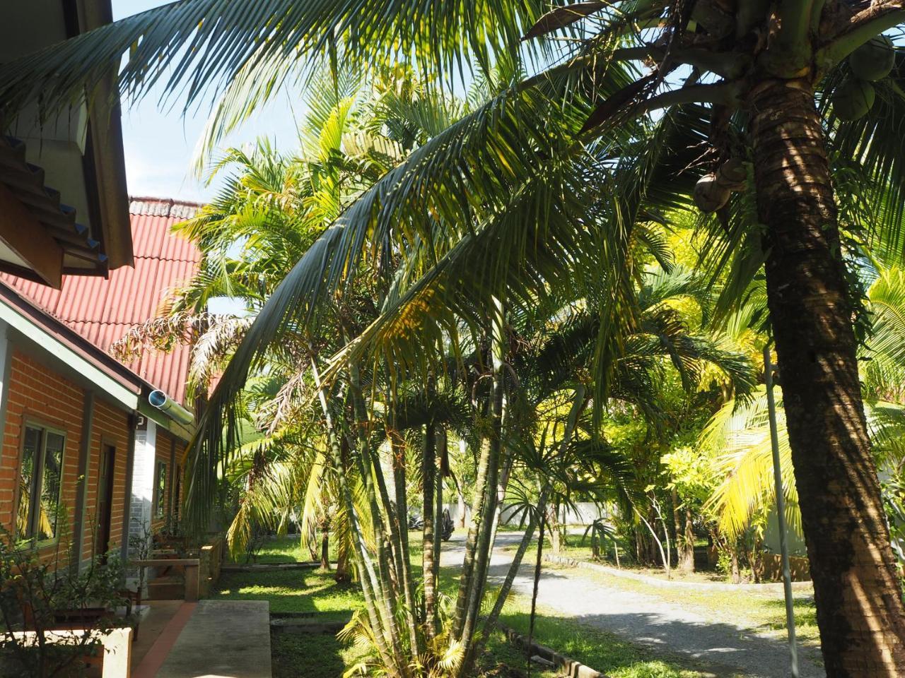 Coconut Bungalow Hotel Nai Yang-stranden Eksteriør billede